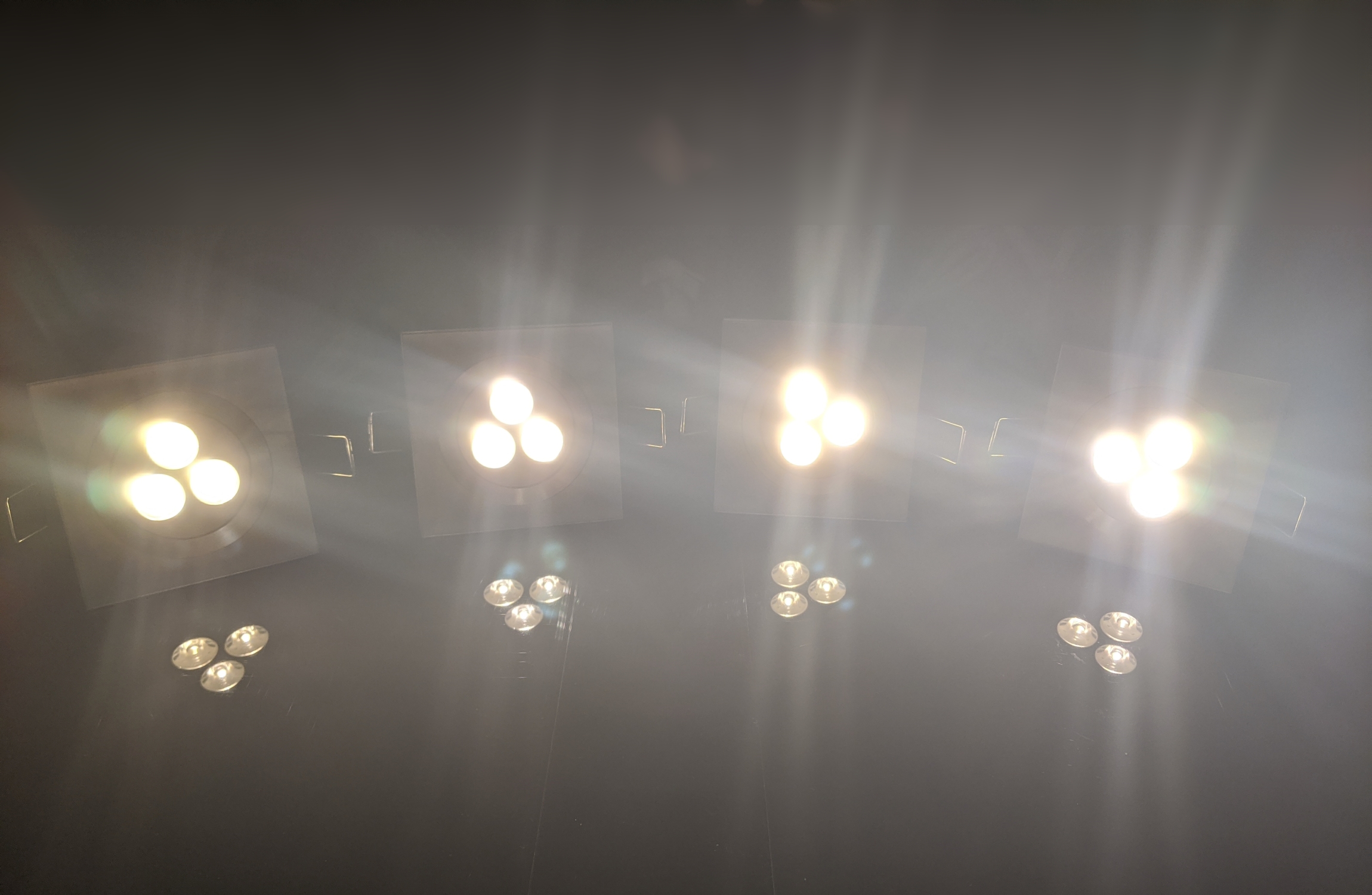 【グレア】不快です。